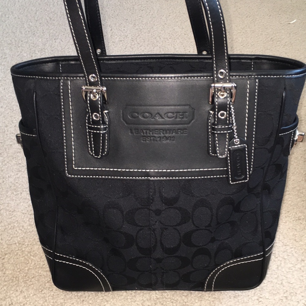 Classic COACH Tote